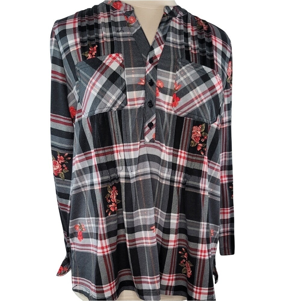 Avenue Black, White‎ & Red Plaid Flannel  with Floral Detail Blouse